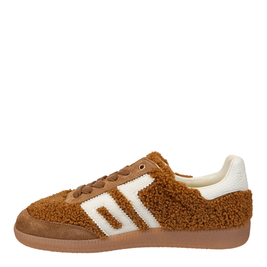 Back 70 Streetwear Teddy Sneakers in Tobacco White