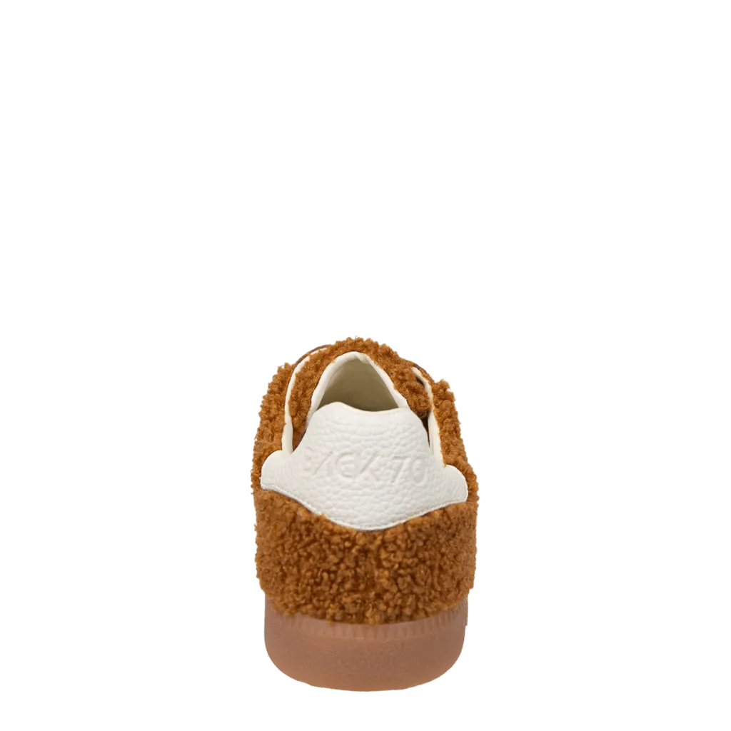 Back 70 Streetwear Teddy Sneakers in Tobacco White