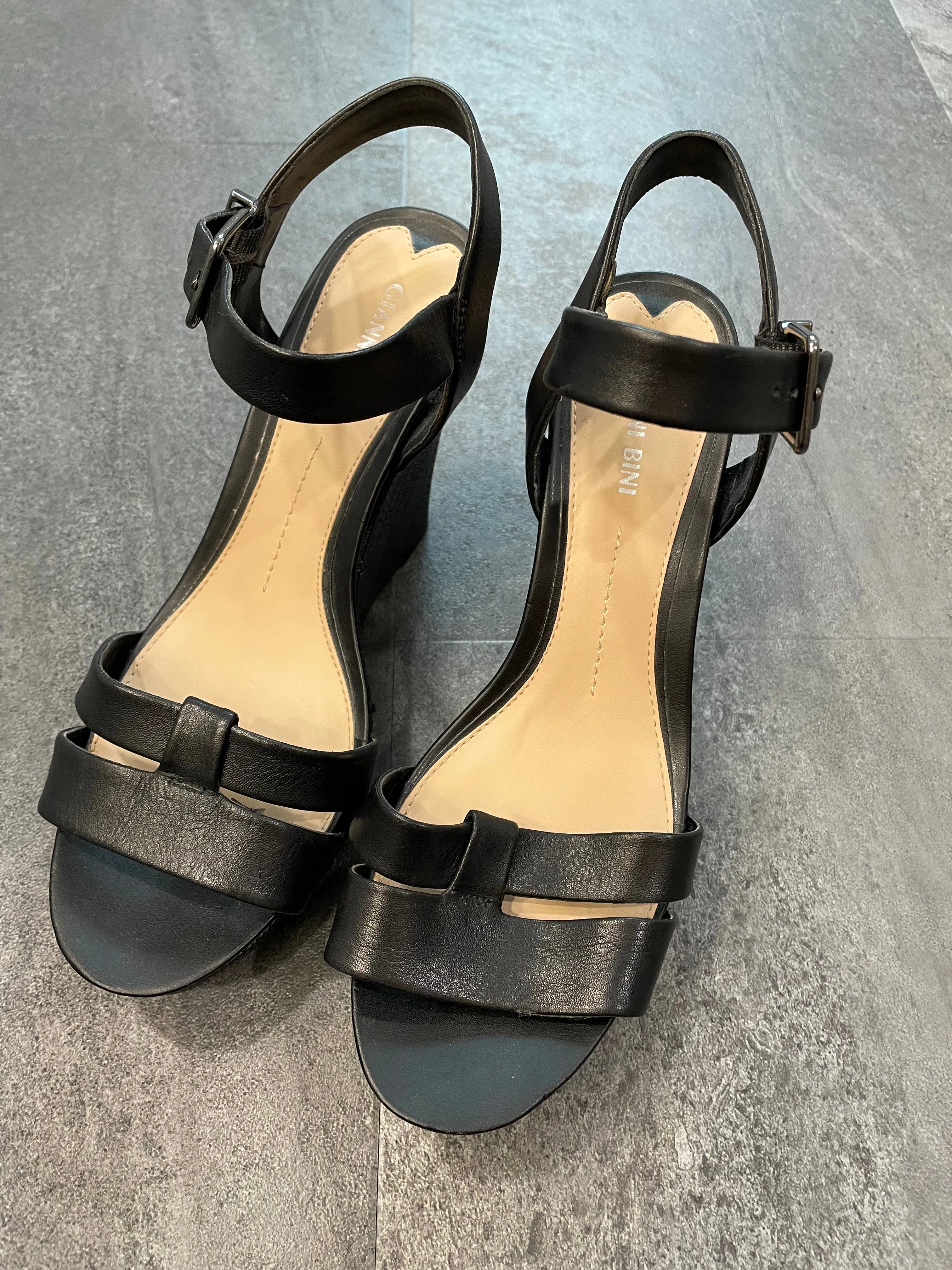 Gianni Bini Black Leather Wedge Platform Sandals (9.5M)