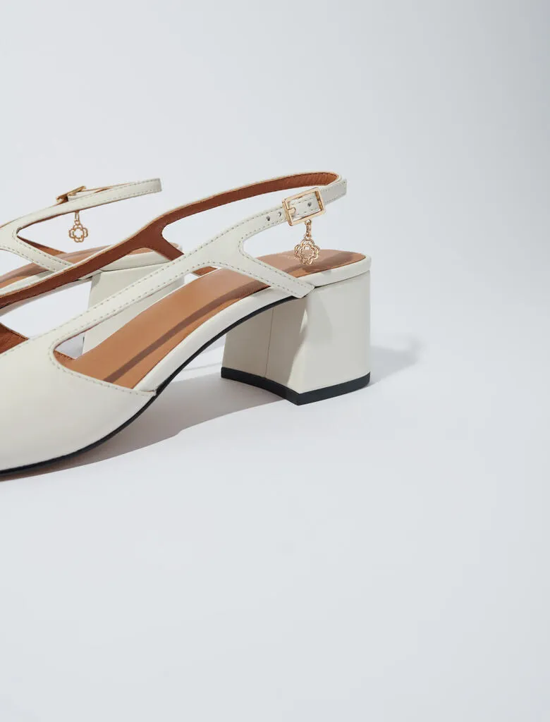 Square-toe leather pumps